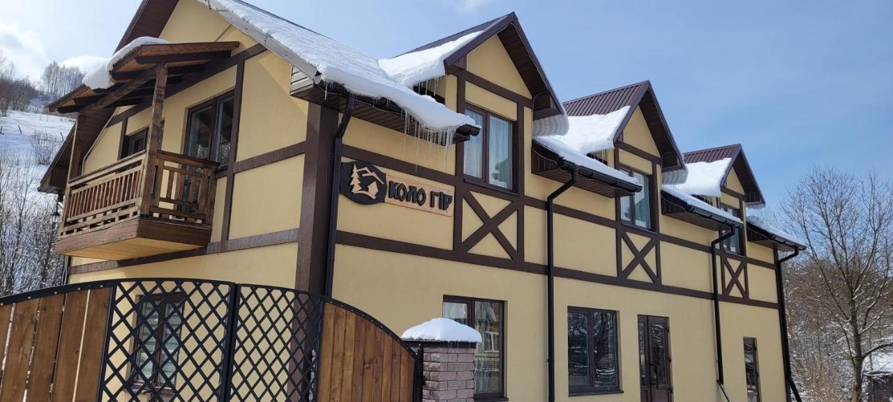 Коло Гір Hotel Kolochava Bagian luar foto