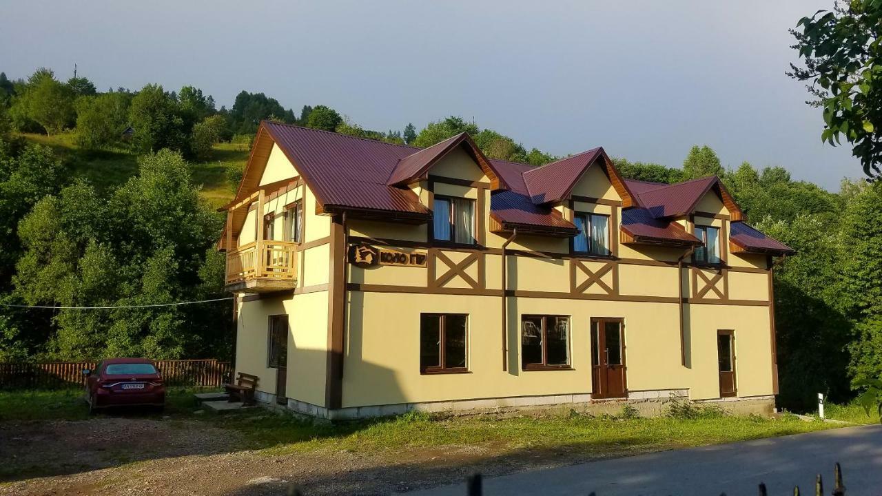 Коло Гір Hotel Kolochava Bagian luar foto
